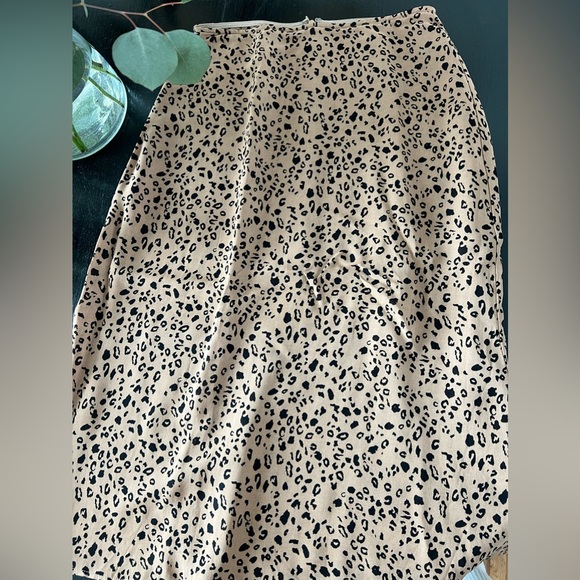 Reformation Dresses & Skirts - Reformation Mia Skirt